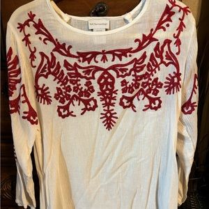 Soft surroundings, size medium, white with maroon